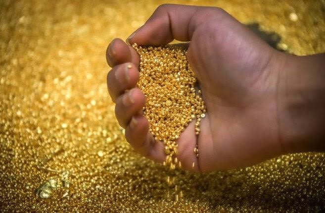 الذهب يرتفع لمستوى قياسي جديد بدعم من احتمالات التيسير النقدي في أمريكا