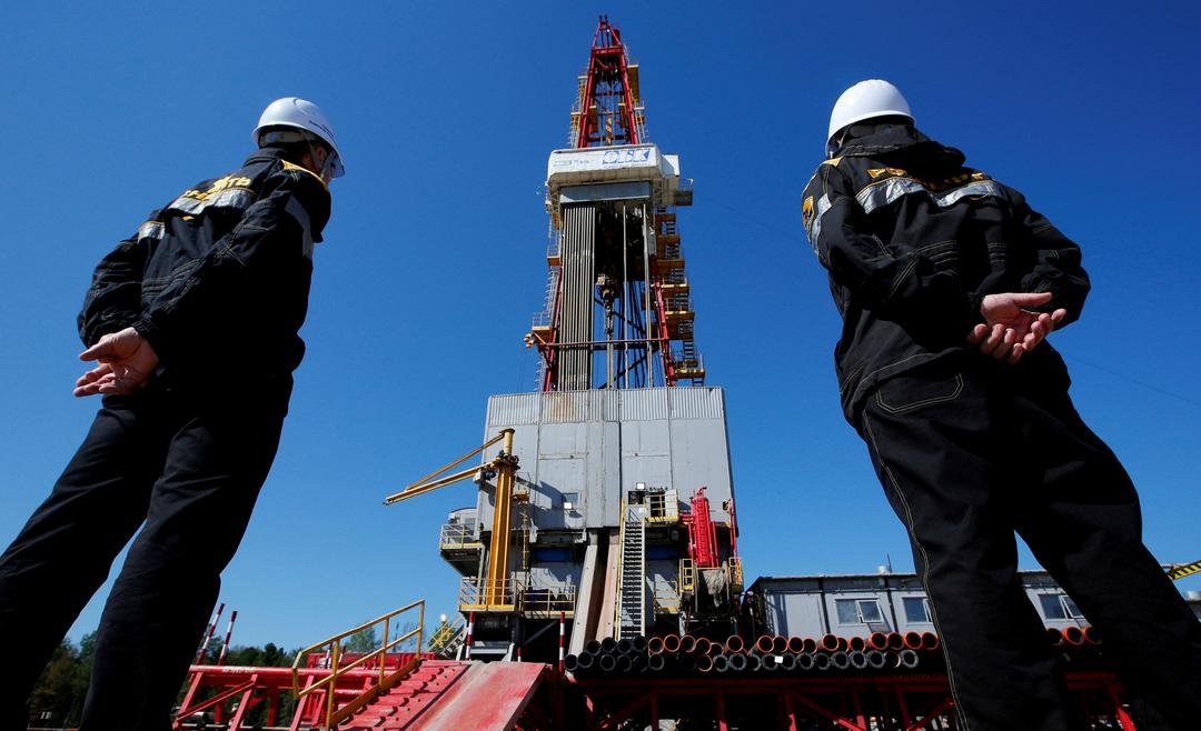 الهند تتخطى الصين وتحتل صدارة مستوردي النفط الروسي في يوليو