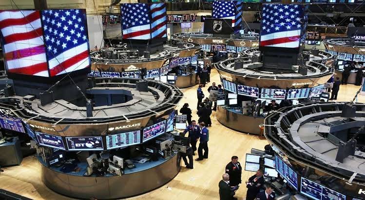 مؤشرات “وول ستريت” باللون الأخضر للأسبوع الثالث على التوالي