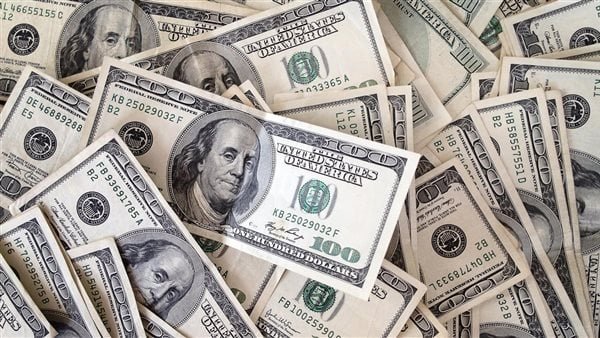 الدولار على وشك تكبد خسارة أسبوعية جديدة بسبب الاحتياطي الفيدرالي