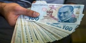 الليرة التركية تهوى إلى لهذا المستوى وسط توقعات بانهيار أكبر في 2025