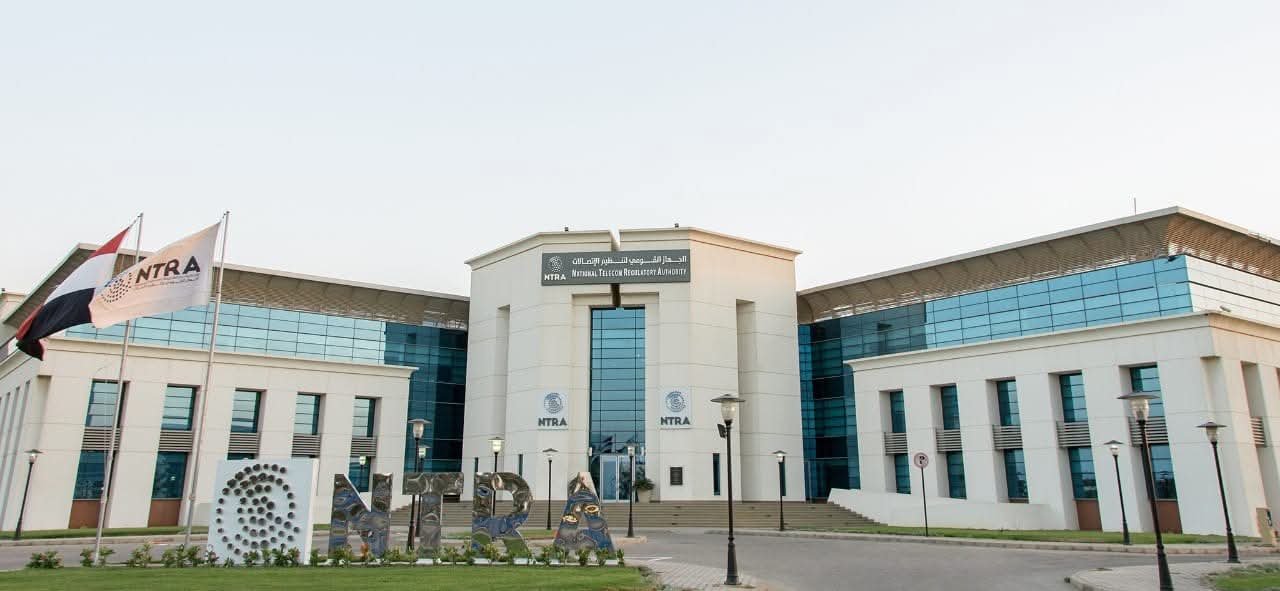 تنظيم الاتصالات يؤكد استمرار إعفاء الهاتف المحمول القادم من الخارج