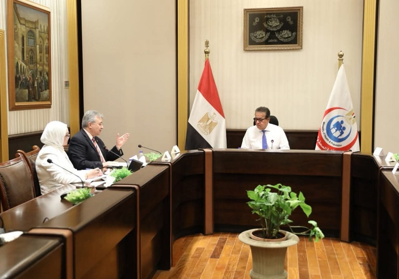 نائب رئيس الوزراء ووزير الصحة يتابع ملف السياحة العلاجية