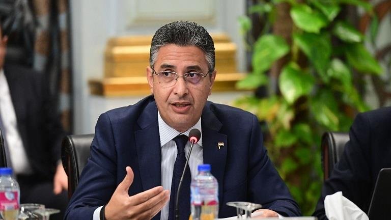 وزير التموين: عدم المساس بسعر رغيف الخبز المدعم بعد تحريك أسعار السولار