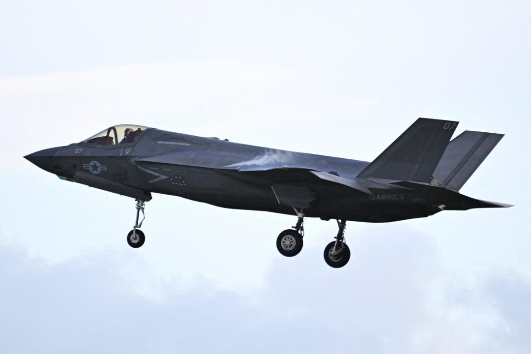 ترامب يدرس صفقة لبيع مقاتلات F-35 للسعودية