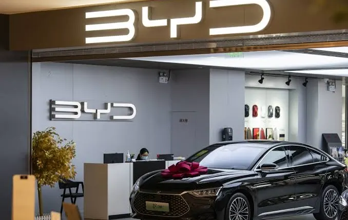 تراجع مبيعات «بي واي دي» 12% في أكتوبر بسبب احتدام المنافسة في سوق السيارات الصينية