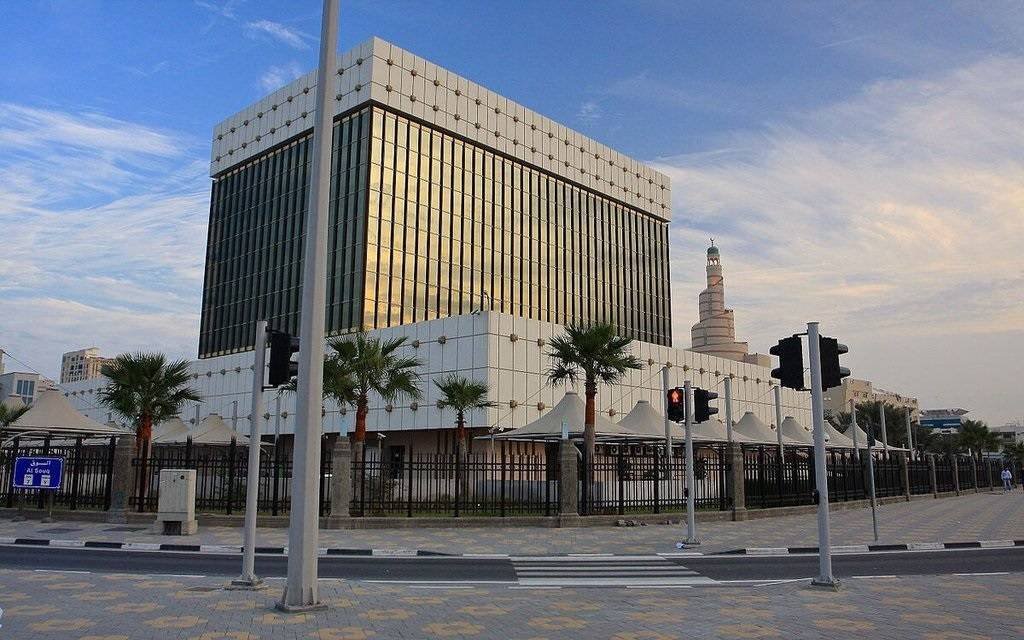 عجز صافي الأصول الأجنبية لبنوك قطر يرتفع 2.7 مليار دولار