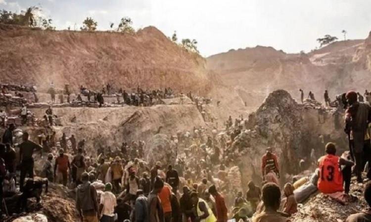 مقتل أكثر من 200 شخص في انهيار منجم شرق جمهورية الكونغو الديمقراطية