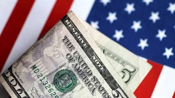 الدولار يتعافى وسط ترقب قرارات المركزي الأوروبي وبنك إنجلترا