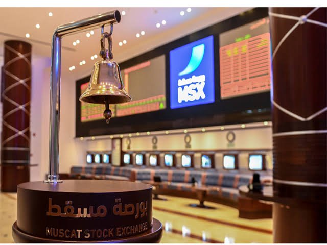 أسهم المالي والخدمات ترتفع بمؤشر بورصة مسقط عند إغلاق الثلاثاء