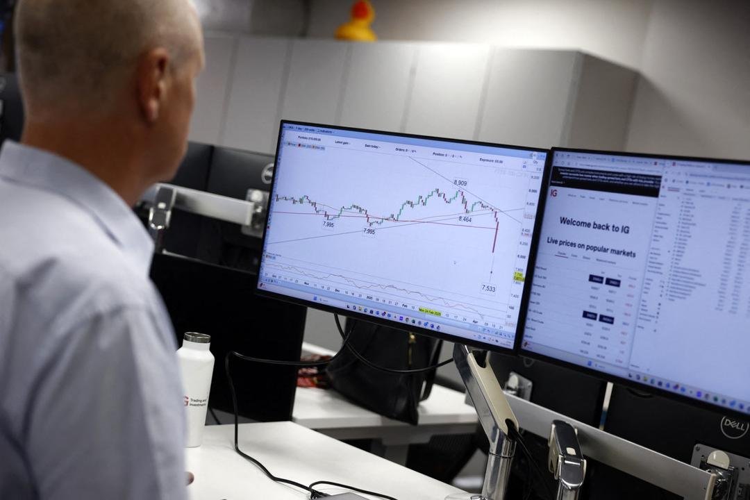 الأسواق الأوروبية تتراجع مع اقتراب مهلة ترامب لإيران