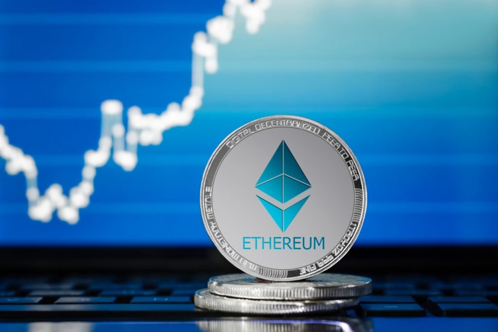 صعود إيثيريوم 9% بدعم تدفقات قياسية نحو صناديق الاستثمار