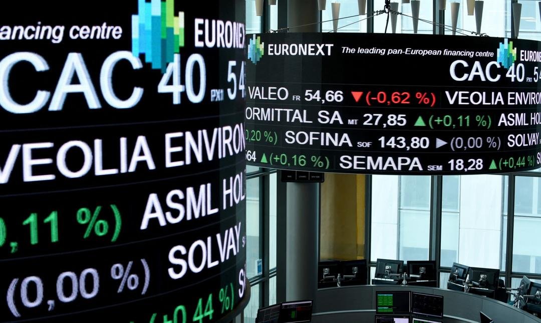 الأسهم الأوروبية تقفز لأعلى مستوى في شهر مع تراجع التوترات بالشرق الأوسط